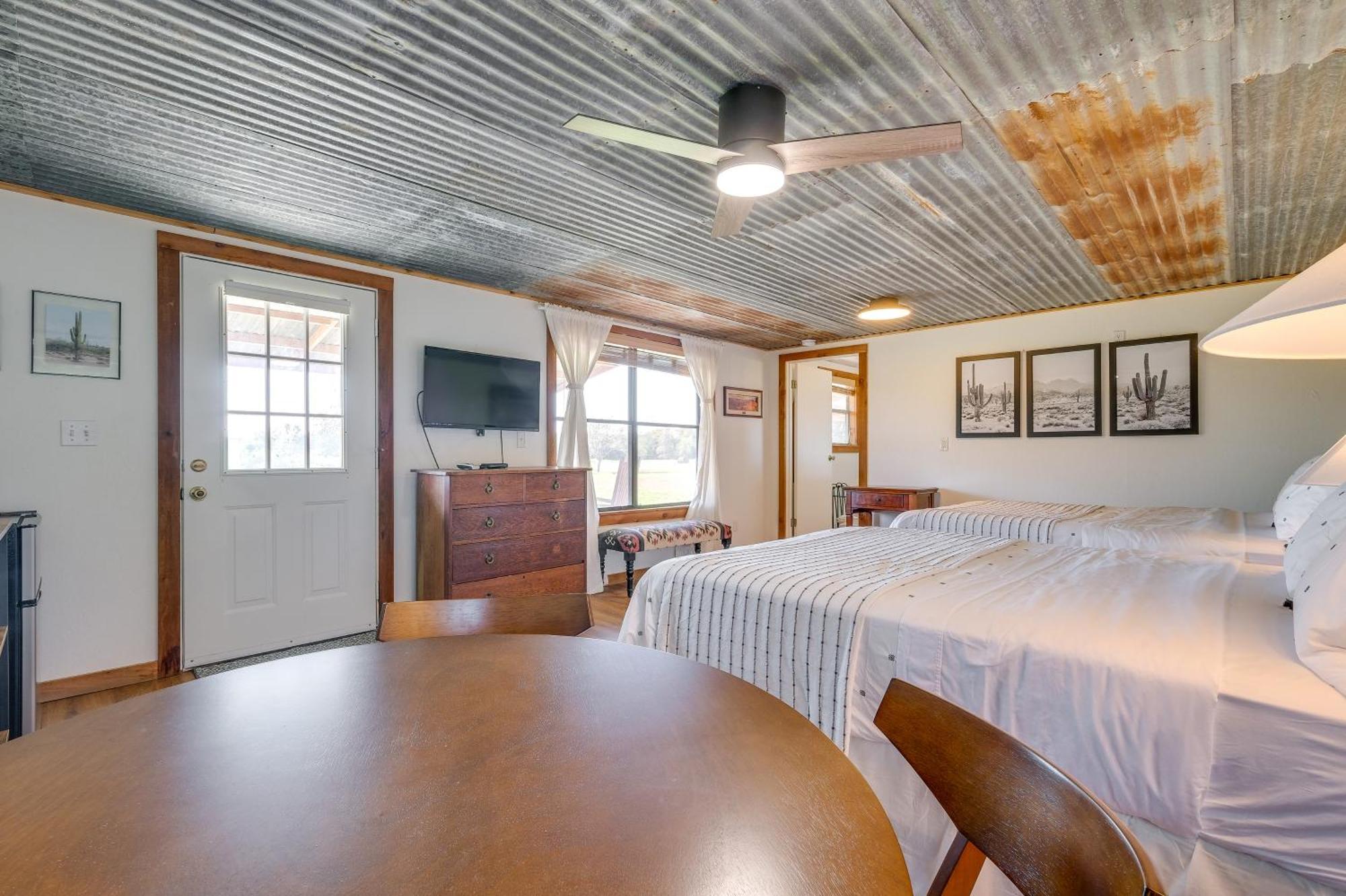 Delightful Carmine Studio On Farm Near Round Top! Ngoại thất bức ảnh